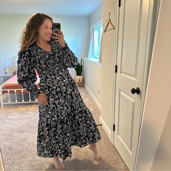 Anthropologie Moon River Navy Blue Smocked Cotton Floral Maxi Dress Small - Picture 2 of 12